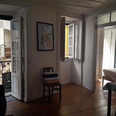 Chiado / Carmo Small Artist Lodge Lisbon Luaran gambar