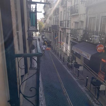 Chiado / Carmo Small Artist Lodge Lisbon Luaran gambar