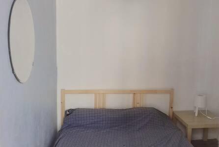 Chiado / Carmo Small Artist Lodge Lisbon Luaran gambar